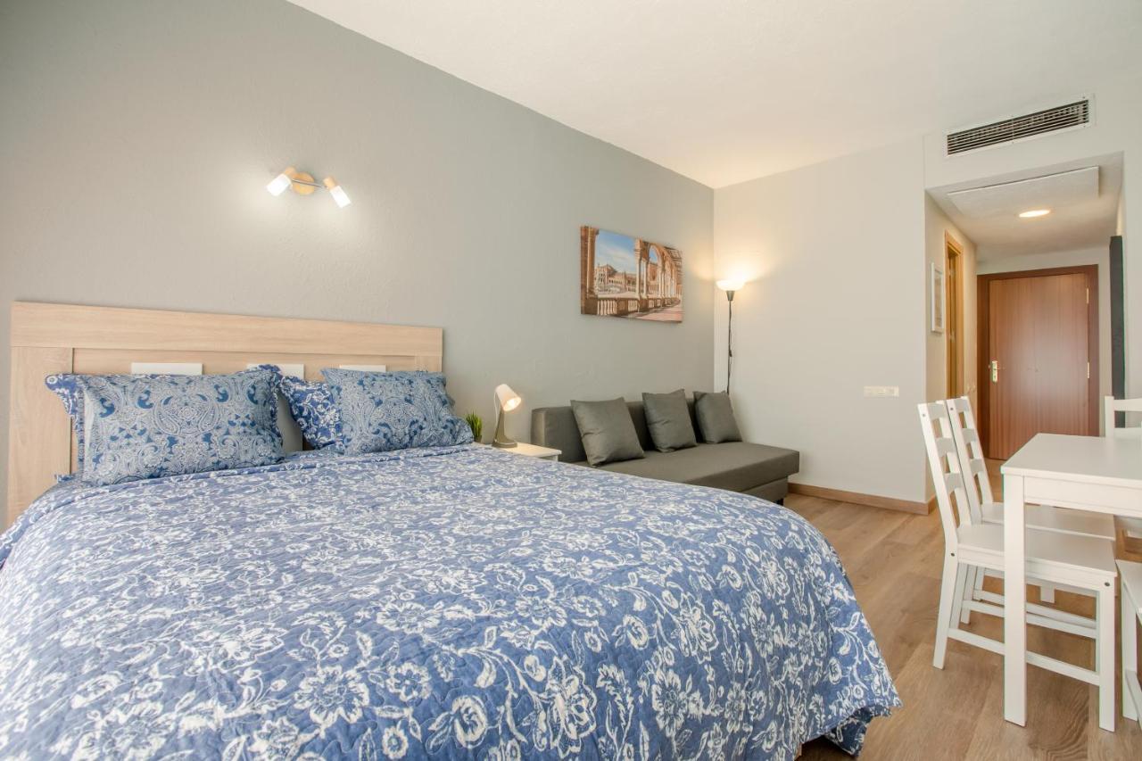 Apartment 233 Hispalis Triana Sevilla Exteriör bild